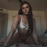 emmayearose from onlyfans