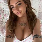 laura.caroline from onlyfans