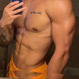 hunghawaiianfree from onlyfans
